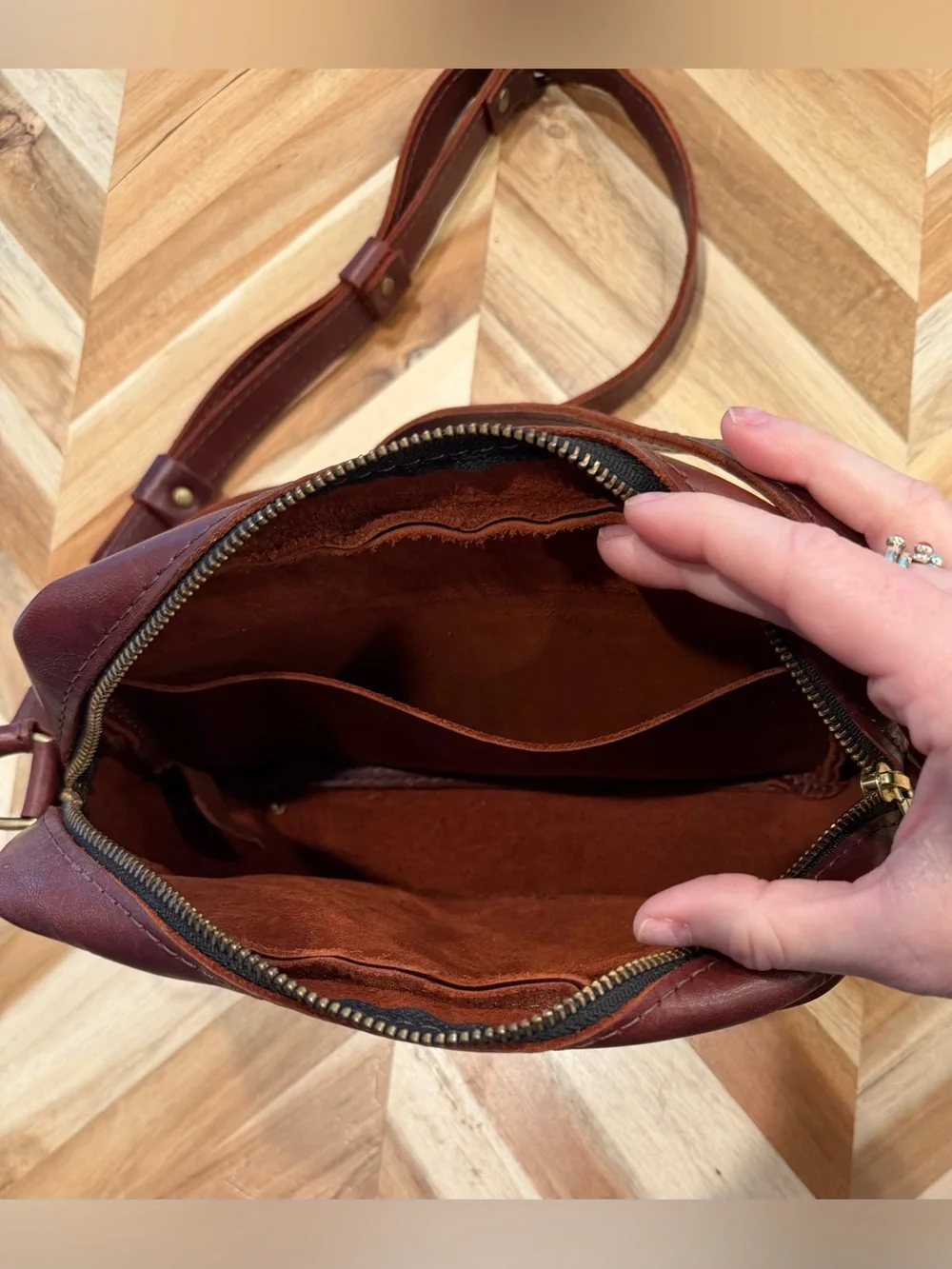 Portland Leather Large Camera in Cognac